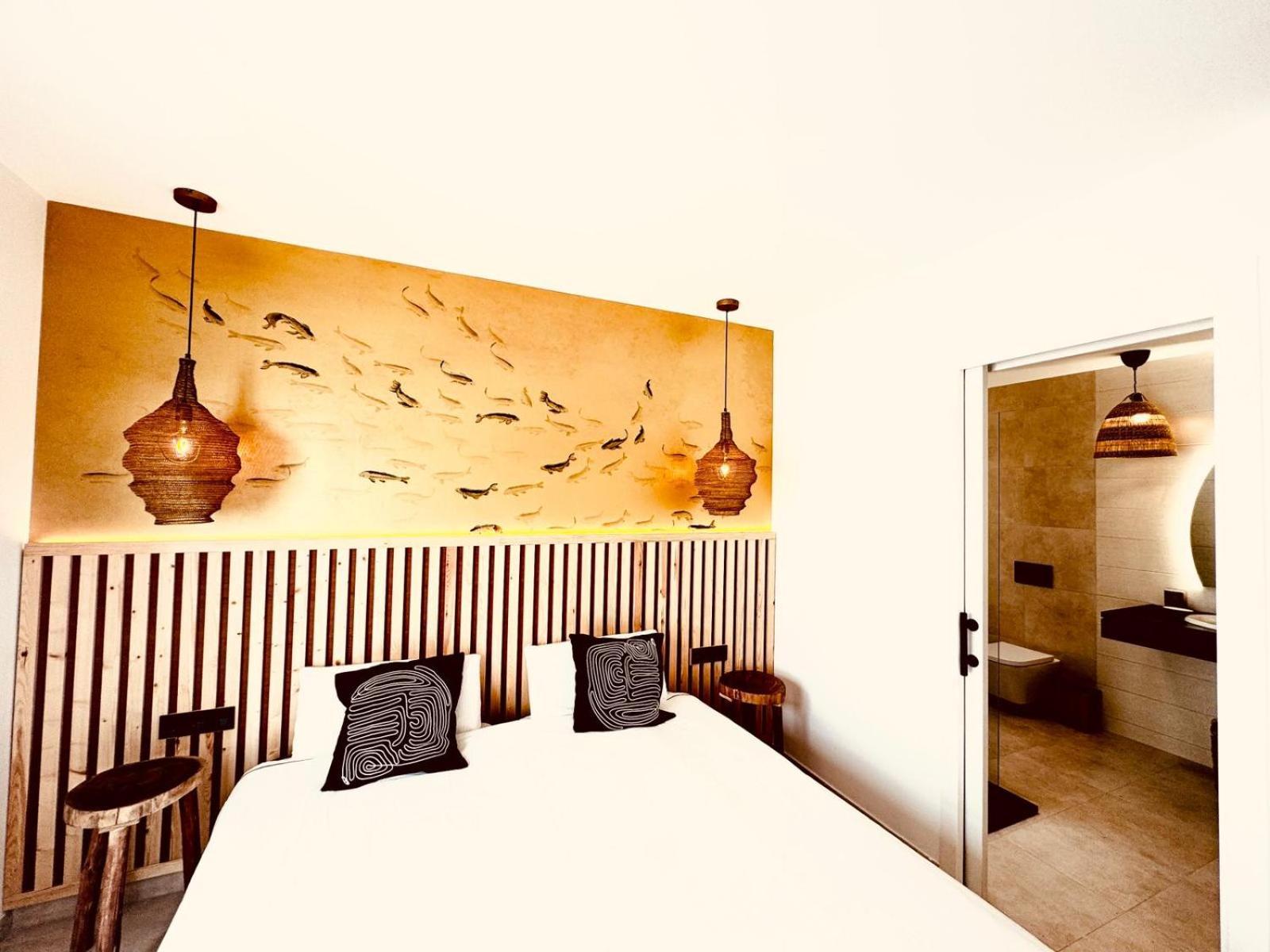 Lantia Rooftop House Hostel *