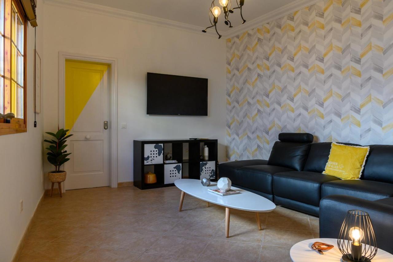 Hostel Lantia Rooftop House
